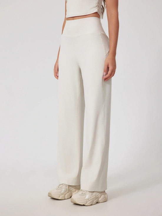 Wavy Smooth Pants